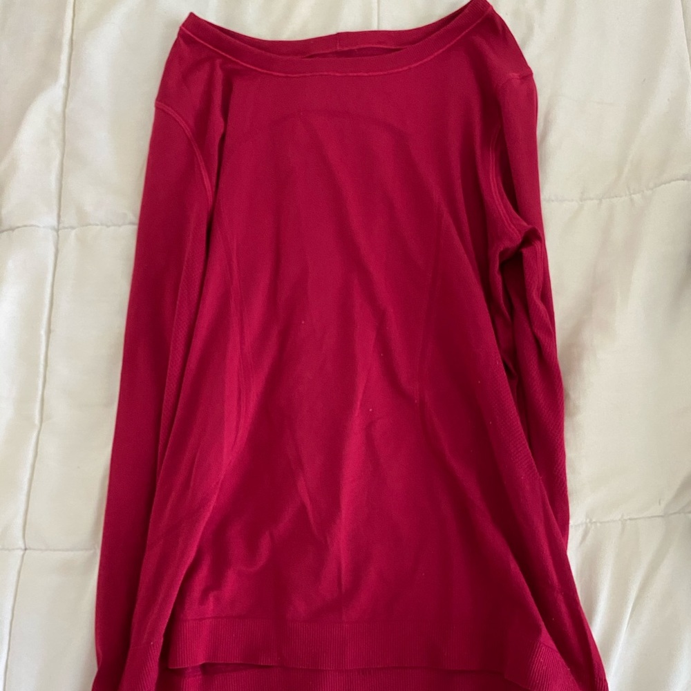 reddish pink long sleeve swiftly tech!